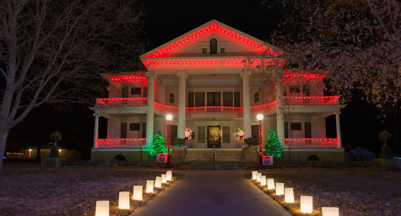 Seelye-Mansion-Christmas-Abilene,KS