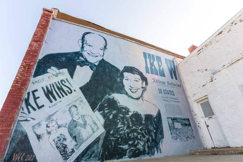 Ike-Wins-Abilene,KS-Mural